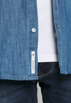 Minimum Homme WOODLEE Chemise Light Blue -Minimum Soldes Magasin f12b95373f87467ab419e3363a2bc2d6