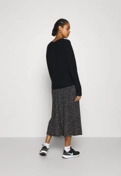 Minimum STINEA Pullover Black Femme -Minimum Soldes Magasin f66eb8ea21714e51ae8c5584c6b9adcb