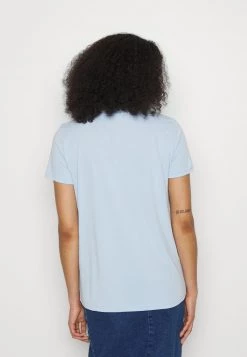 Minimum RYNAH T Shirt Basique Chambray Blue Femme -Minimum Soldes Magasin fdd6c0df9dac42ab9cde0dc922b73d28